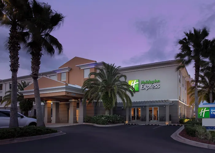 Holiday Inn Express Jacksonville Beach By Ihg