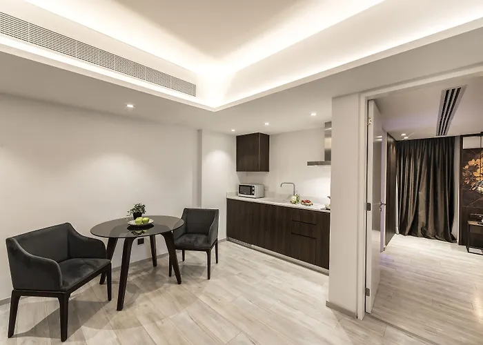 Almond Business Hotel