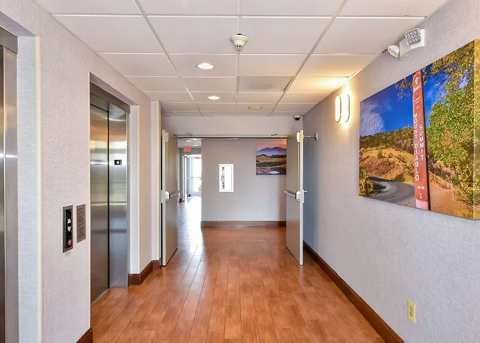 Hampton Inn & Suites Pittsburg