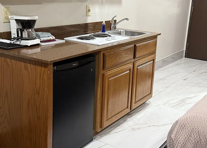 Townhouse Extended Stay Hotel Downtown