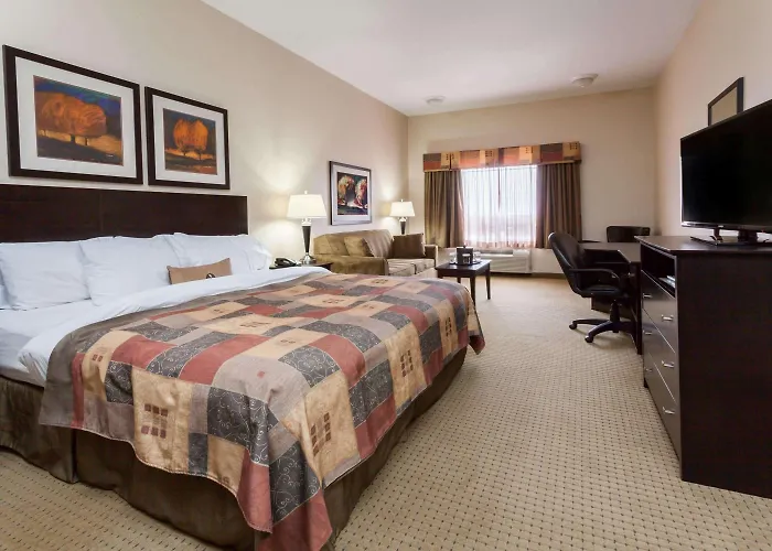 Ramada By Wyndham Westlock