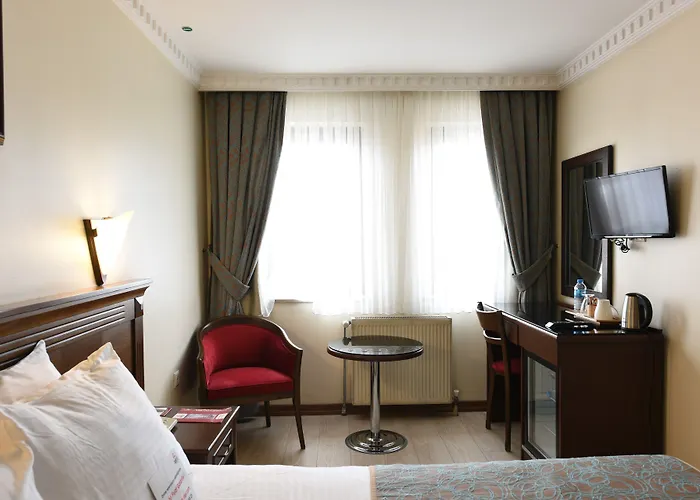 Asal Hotel