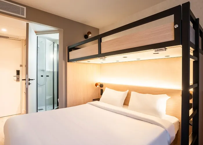 Kyriad Eco - Suresnes - La Defense