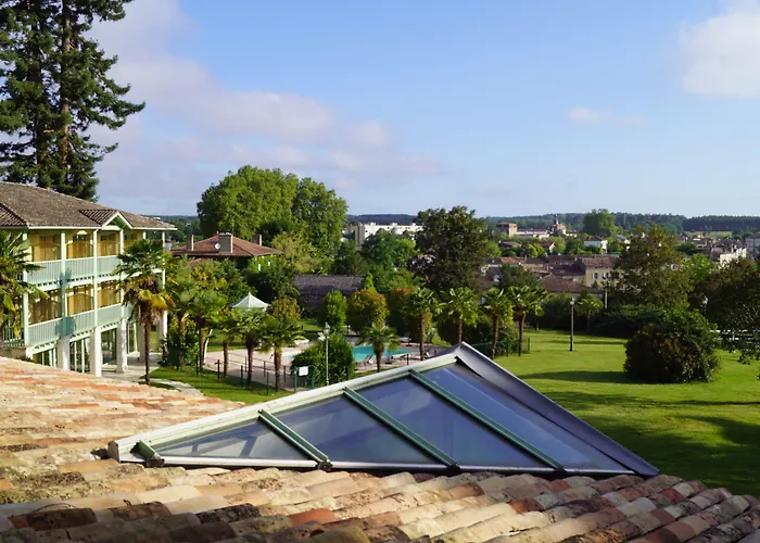 Logis Hotels- Hotel Et Restaurant Domaine De Fompeyre
