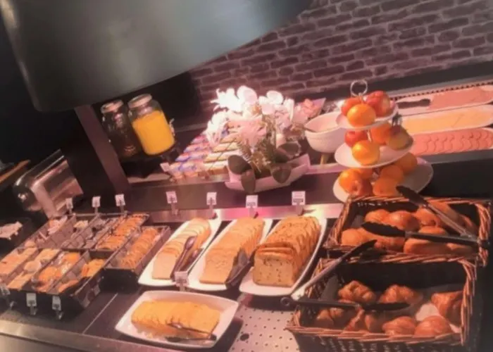 Hotel Restaurant Kyriad De Peronne