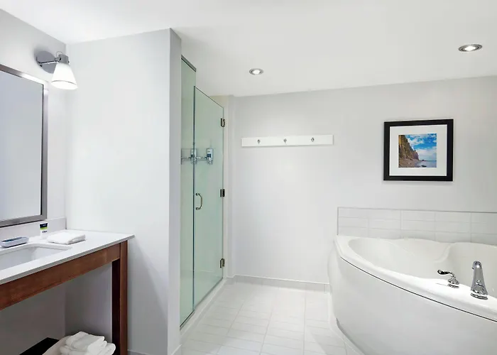 Four Points By Sheraton Moncton