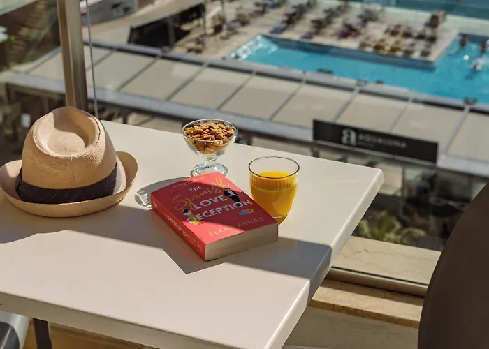 115 The Strand Hotel By Neu Collective
