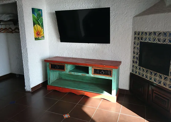 Las Rocas Resort&Spa