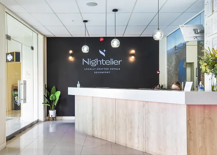 Nightelier Devonport Gateway Hotel