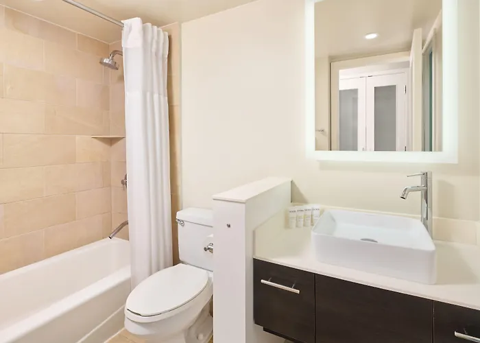 Hotel Renew