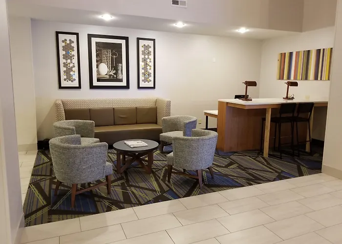 Holiday Inn Express By Ihg