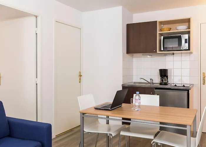 Aparthotel Adagio Access Paris Clamart