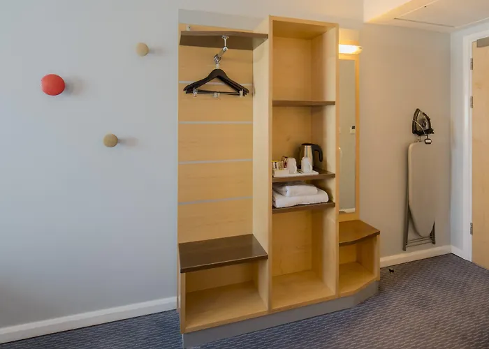 Holiday Inn Express Doncaster By Ihg