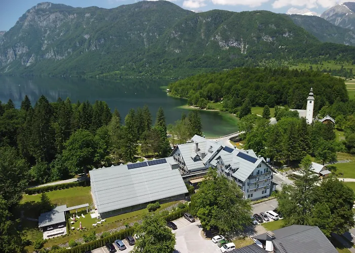 Hotel Jezero