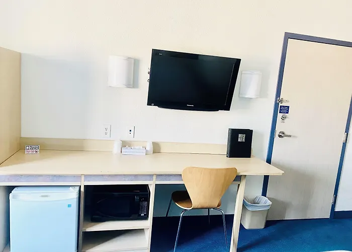 Motel 6-Red Deer, Ab