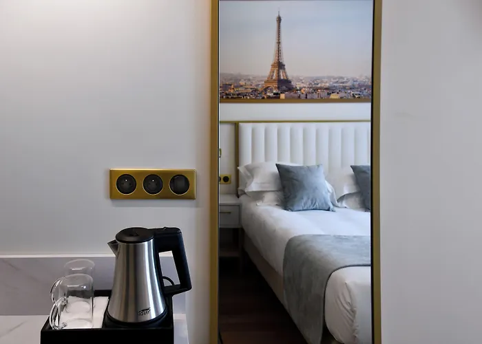 Hotel Des Deux Avenues Parijs