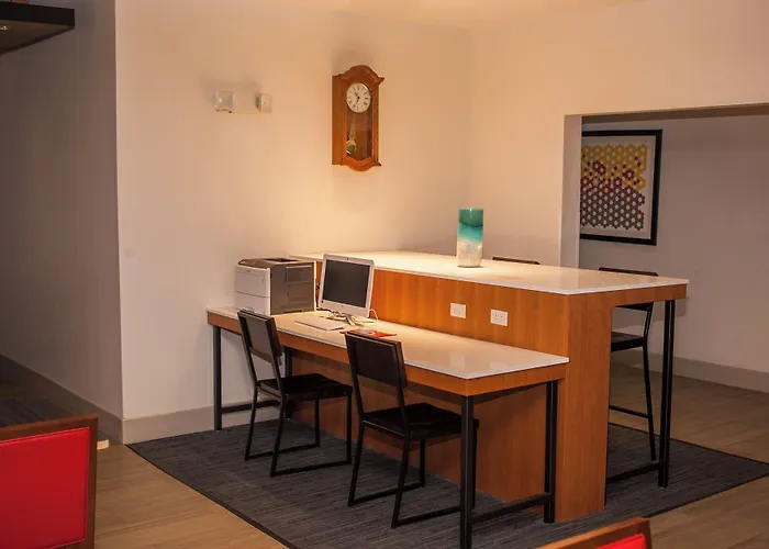 Holiday Inn Express & Suites Logan, An Ihg Hotel