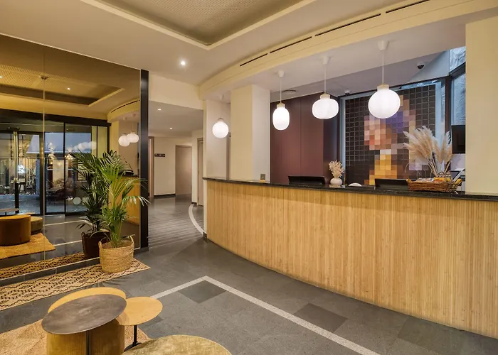 Alma Grand Place Hotel