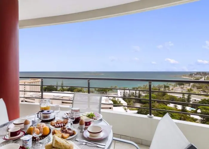 Ramada Hotel & Suites By Wyndham Noumea