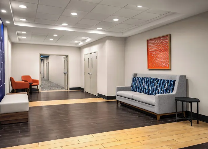 Holiday Inn Express Hotel & Suites Mcdonough By Ihg
