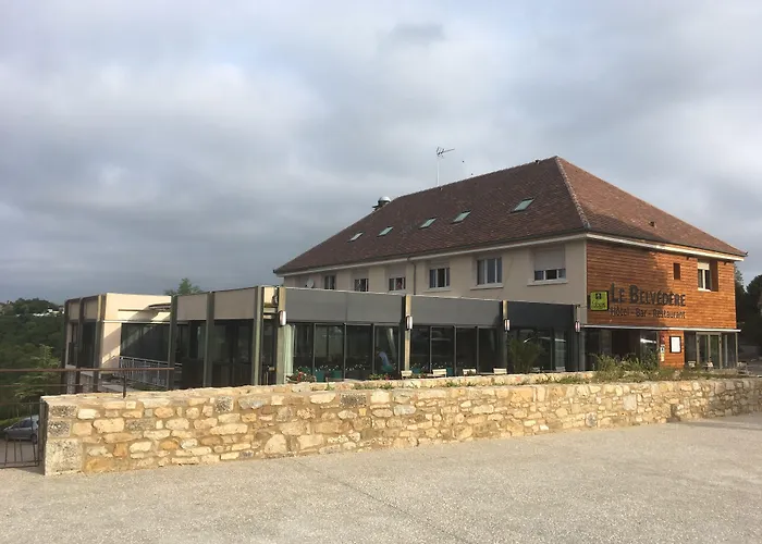 Logis Hotels - Le Belvedere - Hotel 2 Etoiles Et Restaurant