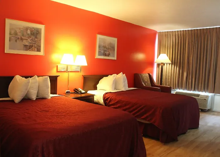 Norfolk Country Inn And Suites