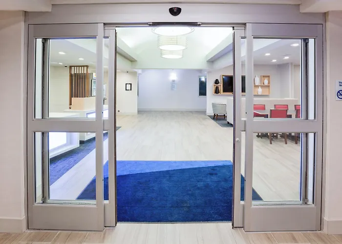 Holiday Inn Express & Suites - Dickinson By Ihg