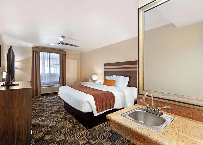 Best Western Plus Country Park Hotel