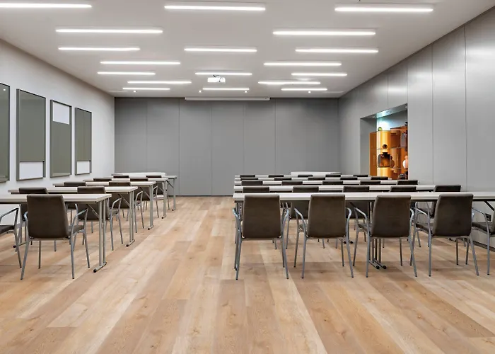 Ac Hotel Oviedo Forum By Marriott