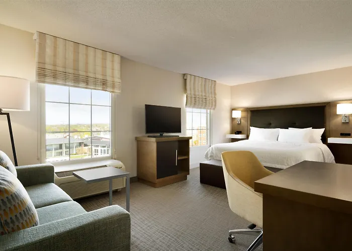 Hampton Inn & Suites Middletown