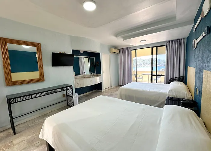 Acamar Beach Resort
