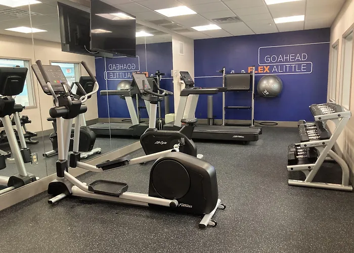 Holiday Inn Express And Suites Winchester By Ihg