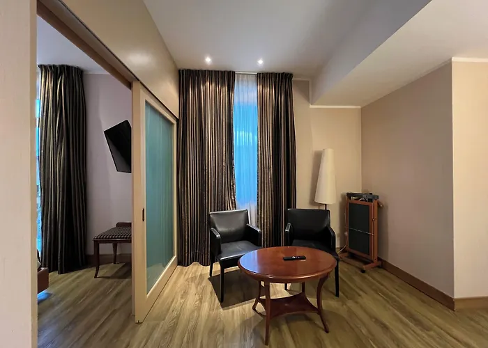 Hotel Master