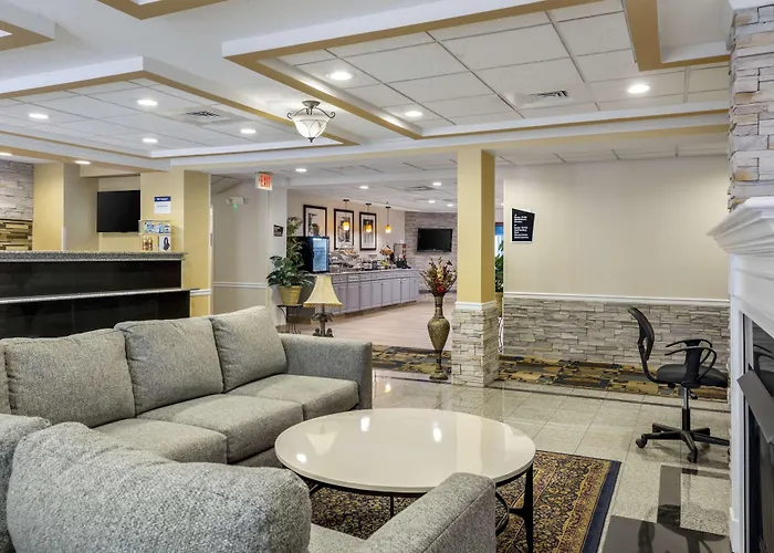 Best Western Plus New England Inn & Suites