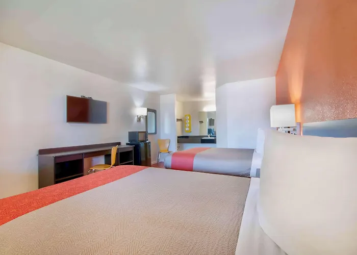 Motel 6-Santa Nella, Ca - Los Banos