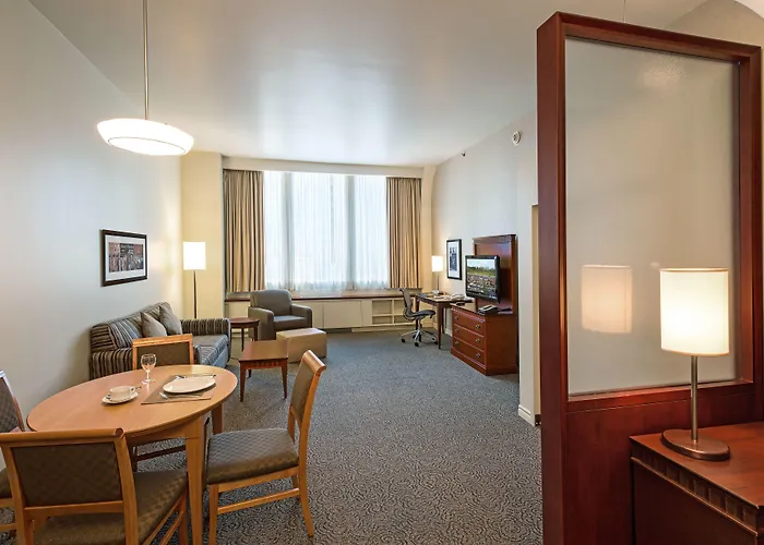 Le Square Phillips Hôtel&Suites