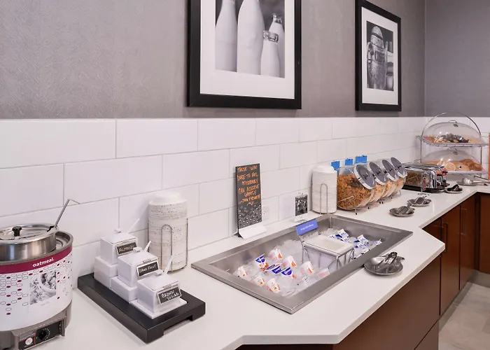 Hampton Inn & Suites Legacy Park-Frisco
