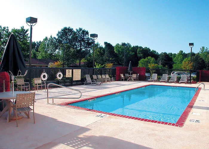 Holiday Inn Express & Suites Tupelo By Ihg