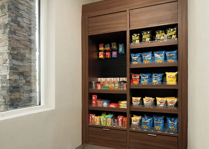 Fairfield Inn & Suites By Marriott Newark Liberty International Airport