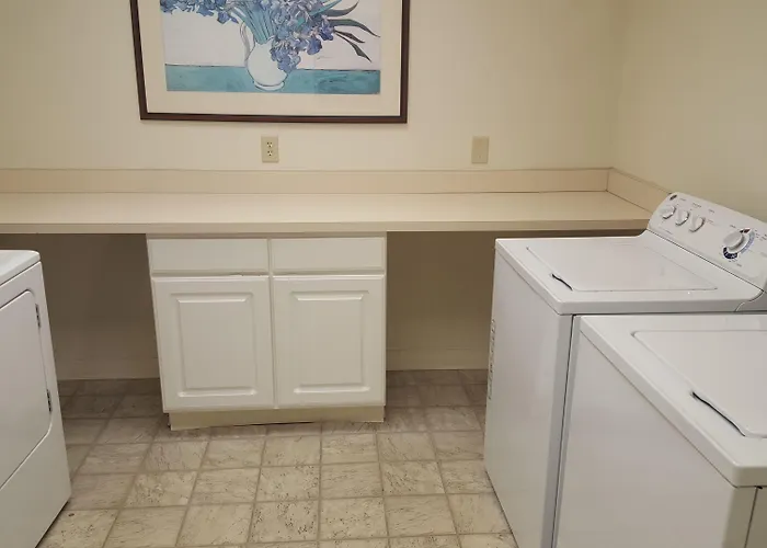 Baymont By Wyndham Wichita East