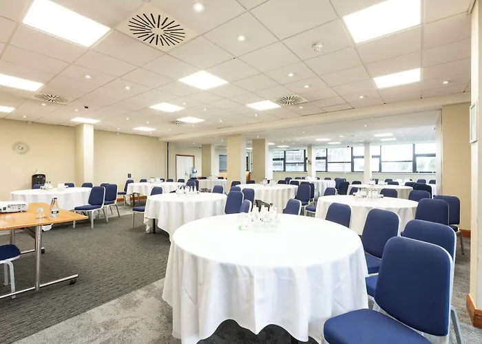 Holiday Inn Cardiff City Centre By Ihg