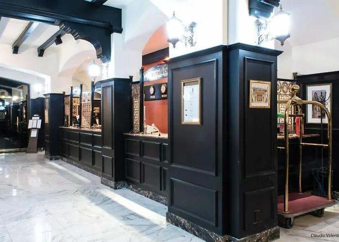 Hotel Clarendon