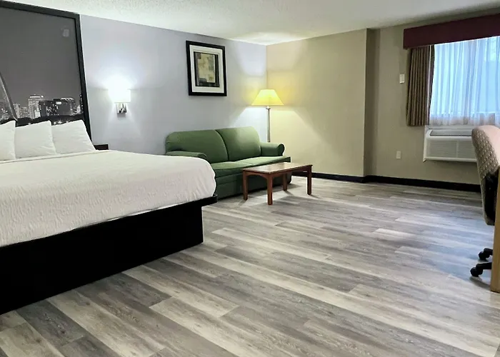 Super 8 By Wyndham St. Clair Mo