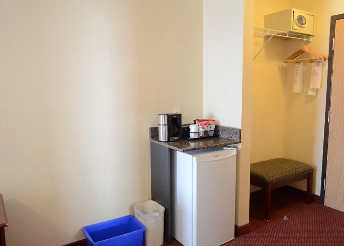 Quality Inn & Suites Edmonton International Airport