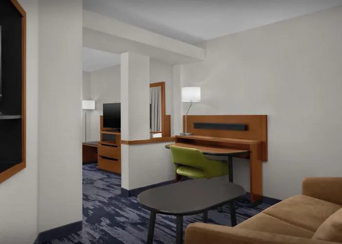 Fairfield Inn And Suites By Marriott Emporia I-95