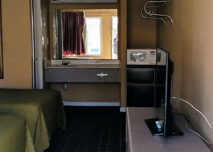 Greenwood Inn Demopolis