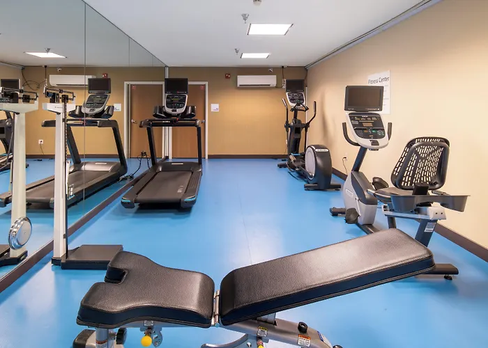 Holiday Inn Express Hotel And Suites - Henderson By Ihg