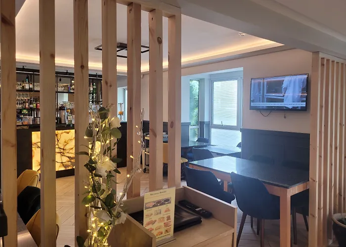 The Gatwick White House Hotel