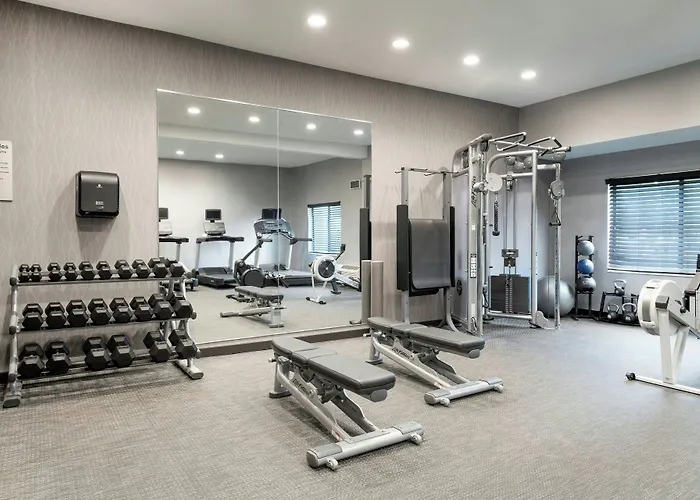 Courtyard By Marriott Danbury Hotel
