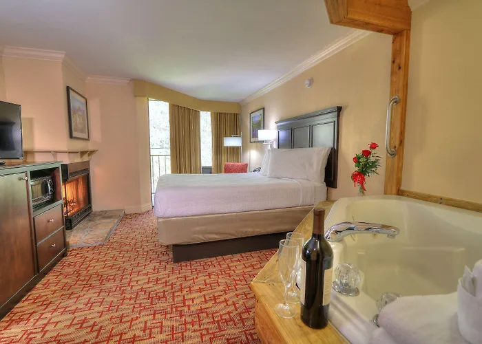 Edgewater Hotel And Conference Center